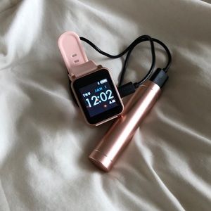 Q7 Smart Watch in Rose Gold